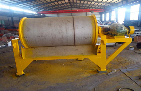 滾筒磁選機(jī)，使用滾筒磁選機(jī)能賺錢嗎，怎么選擇滾筒磁選機(jī)_鐵礦選礦使用滾筒磁選機(jī)能賺錢嗎，怎么選擇滾筒磁選機(jī)磁場(chǎng)一般為多少_磁塊如何排列