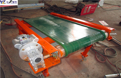 干式錳礦磁選機(jī)，廣西干式錳礦磁選機(jī)創(chuàng)新生產(chǎn)促進(jìn)經(jīng)濟(jì)增長(zhǎng)_遼寧求購干式磁選機(jī)發(fā)展工作視頻皮帶及結(jié)構(gòu)價(jià)格